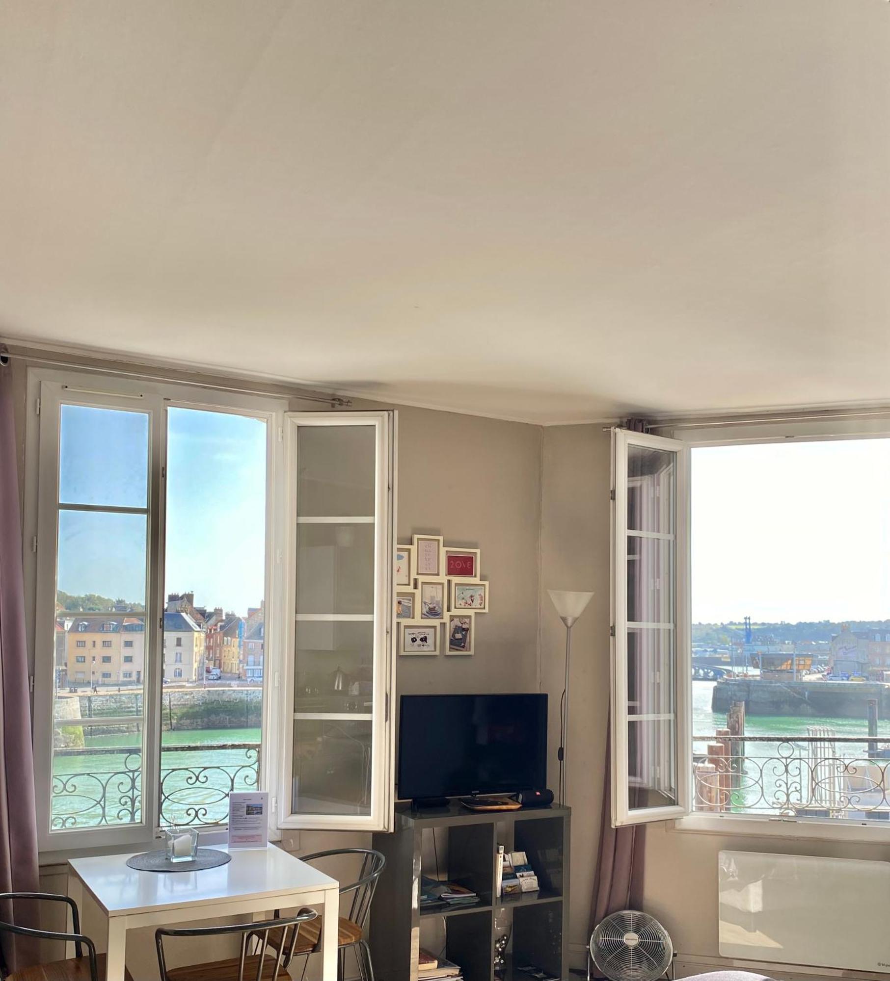 Vue Port 